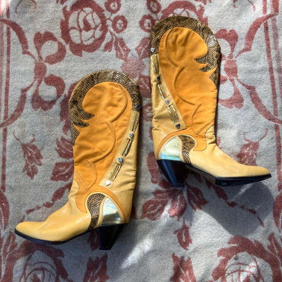 Vero Cuoio Shoes - Vero Cuoio Yellow and Brown Heeled Boots